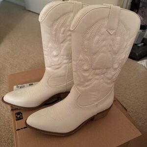 Woman’s boots